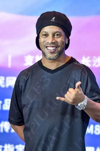 部肿胀让他