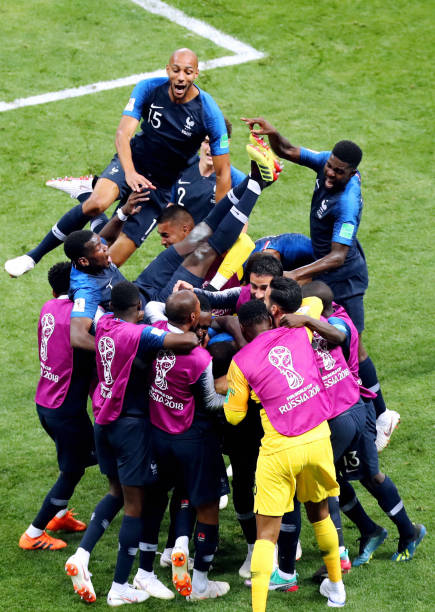 上述踢法显 上述踢法显